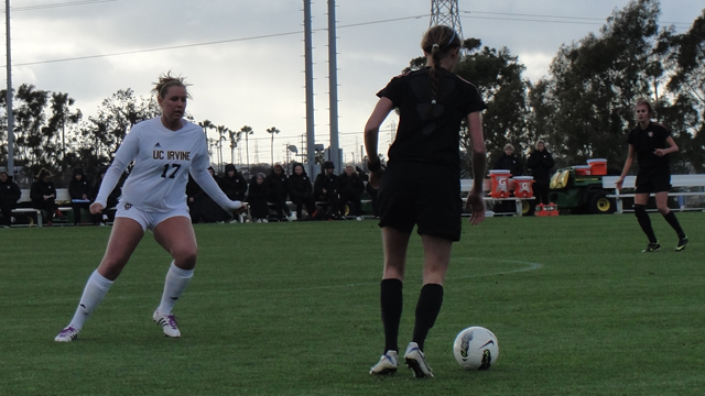 Late goal helps U18 WNT to 1-0 win over UCI
