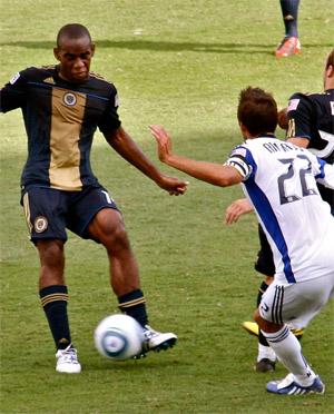 former ucla mens college soccer player amobi okugo