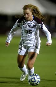college soccer player Kelley Monogue