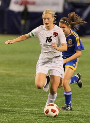 girls youth club soccer player taylor uhl