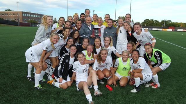 Brown coach Pincince reflects on 300 wins