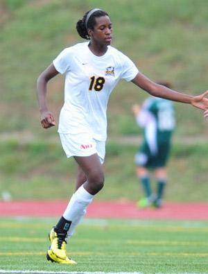 la salle women's college soccer player renee washington