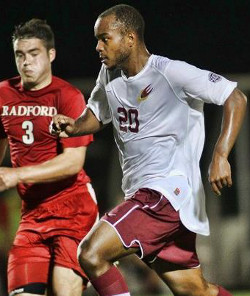 chris thomas soccer Elon