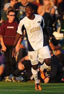 akron men's college soccer player darron mattocks