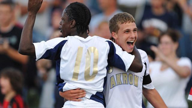 Akron Downs Saint Louis, 4-0