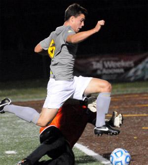 valparaiso mens college soccer player jaymie bullard