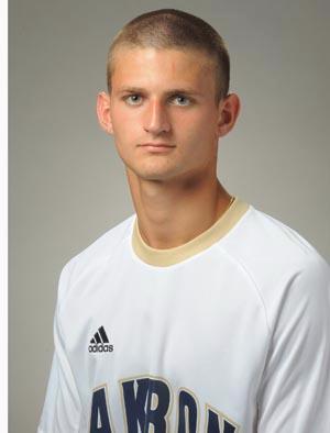 akron mens college soccer player perry kitchen