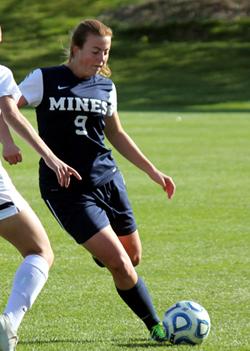 Rachel Turner, Colorado School of Mines, college soccer