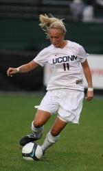 uconn connecticut women's college soccer player jessica shufelt