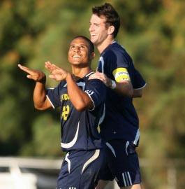 mens college soccer player