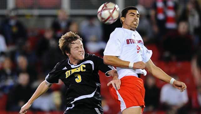 Fernandes tied record for freshman goals