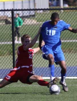 mens college soccer player