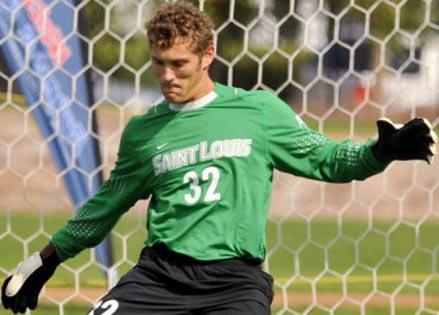 Men complete first NCAA tournament round
