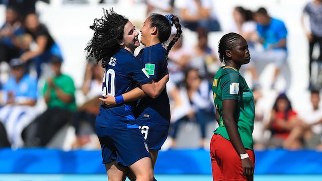 USA defeats Cameroon in World Cup opener