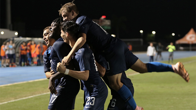 USA advances to Concacaf U20 title game