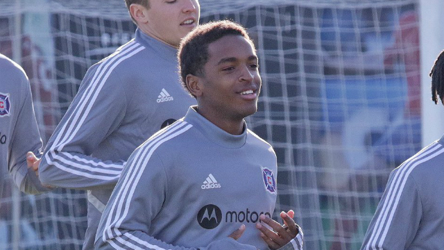 Reynolds signs Homegrown deal with Chicago