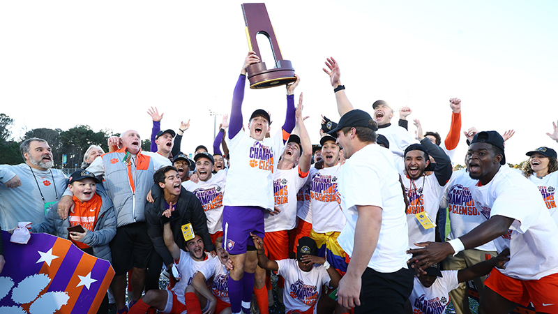 College Cup: Tigers top Huskies for title