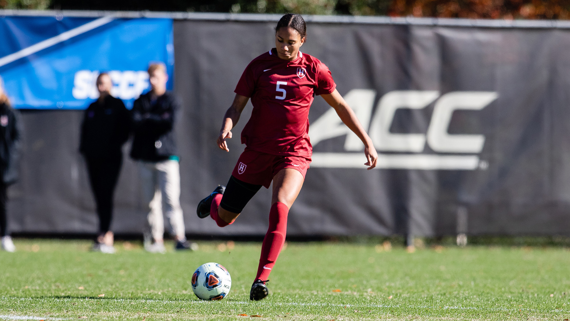 18 DI players called up to Canada U20 WNT