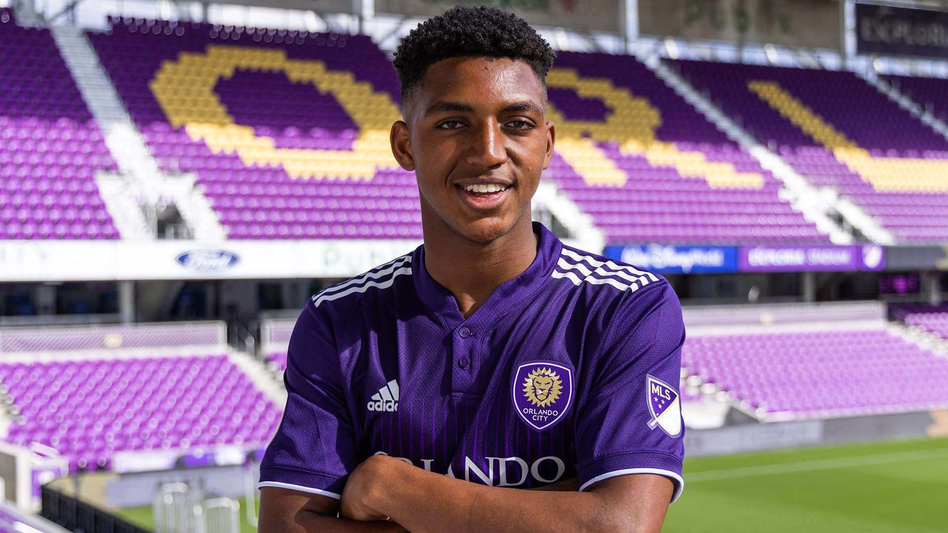 Freeman signs Homegrown deal with Orlando
