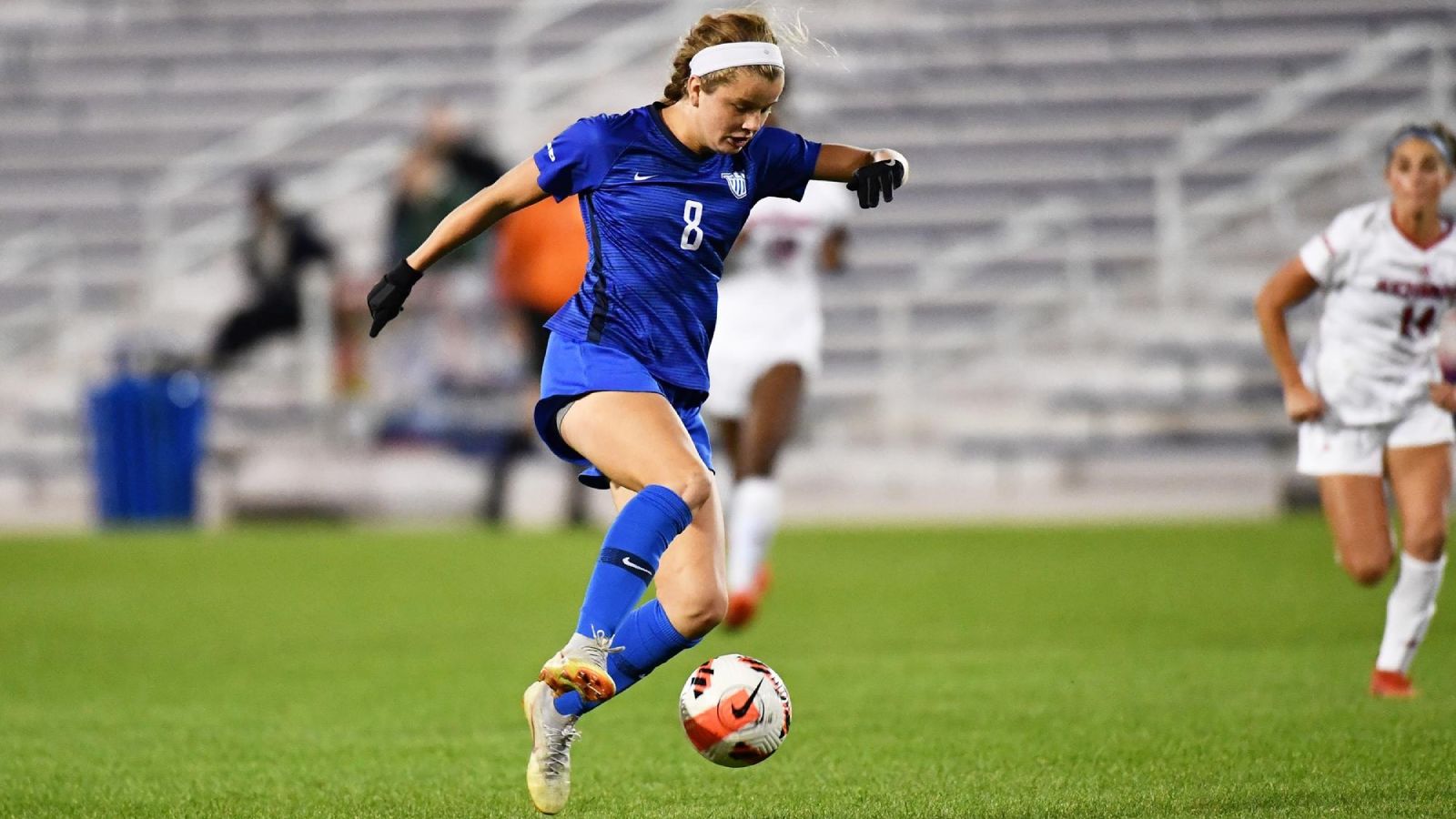 college-stars-in-the-wpsl-to-know