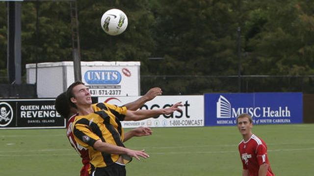 U18 Southeast Division foes wait and watch