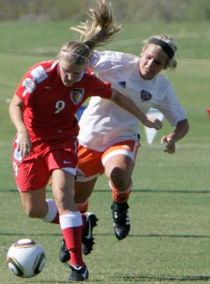 girls club soccer player kelsey gorney