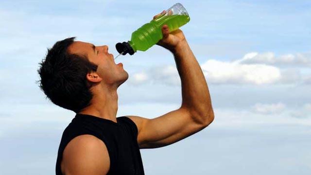 Homemade sports drinks can save you coin