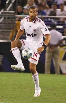 pro soccer player oguchi onyewu