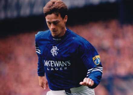 Robertson leaves Scotland to lead Sereno