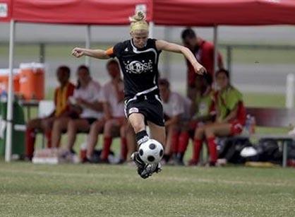 Kecia Morway turns heads with her attacking style