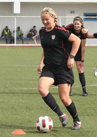 girls soccer player lindsey horan psg