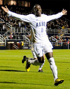 akron mens college soccer player darren mattocks