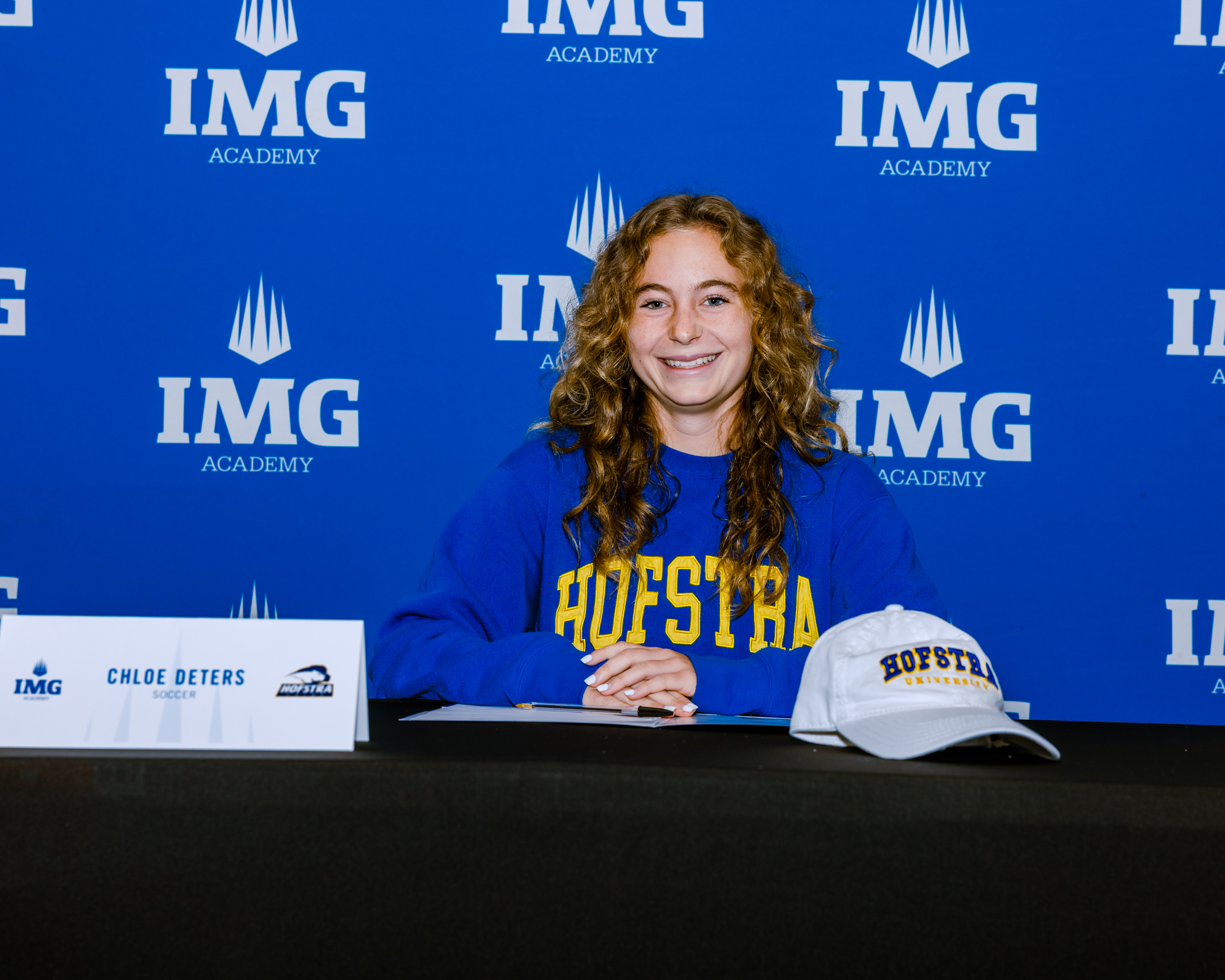 Chloe Deters - Hofstra