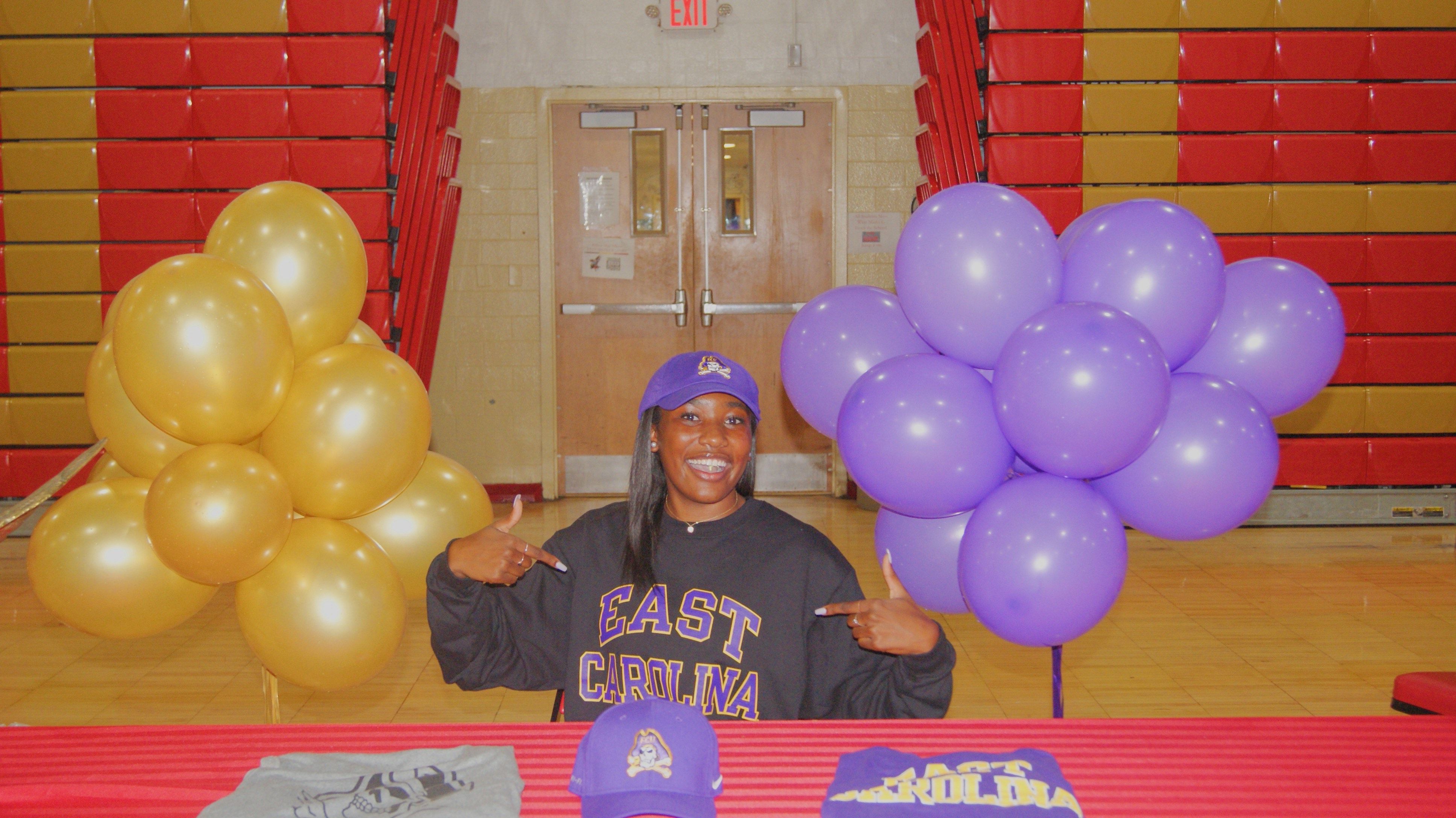 Samantha Moxie - East Carolina