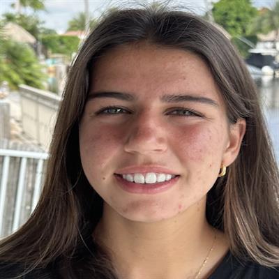 Mia Conrad