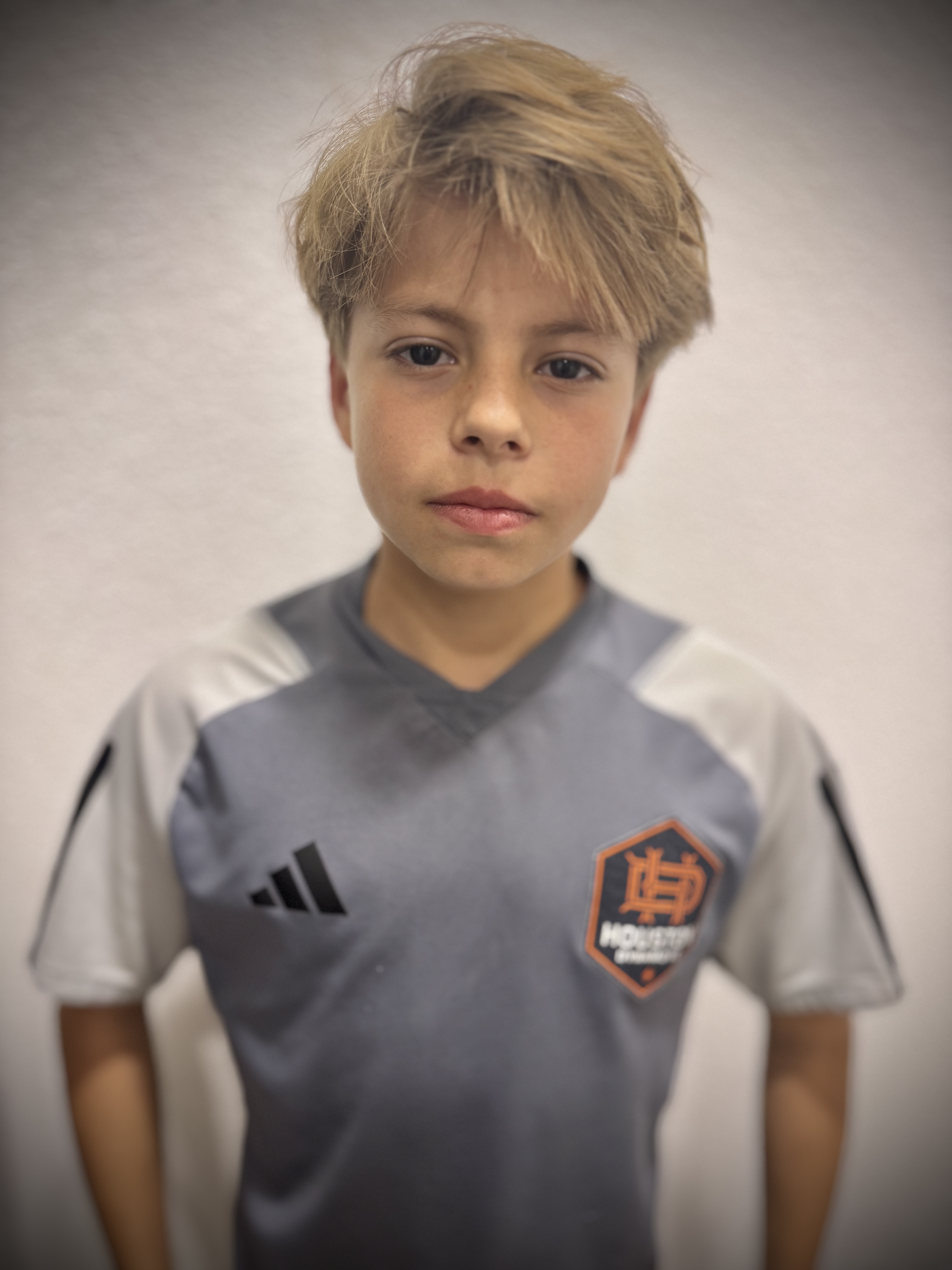 Gideon Gomez