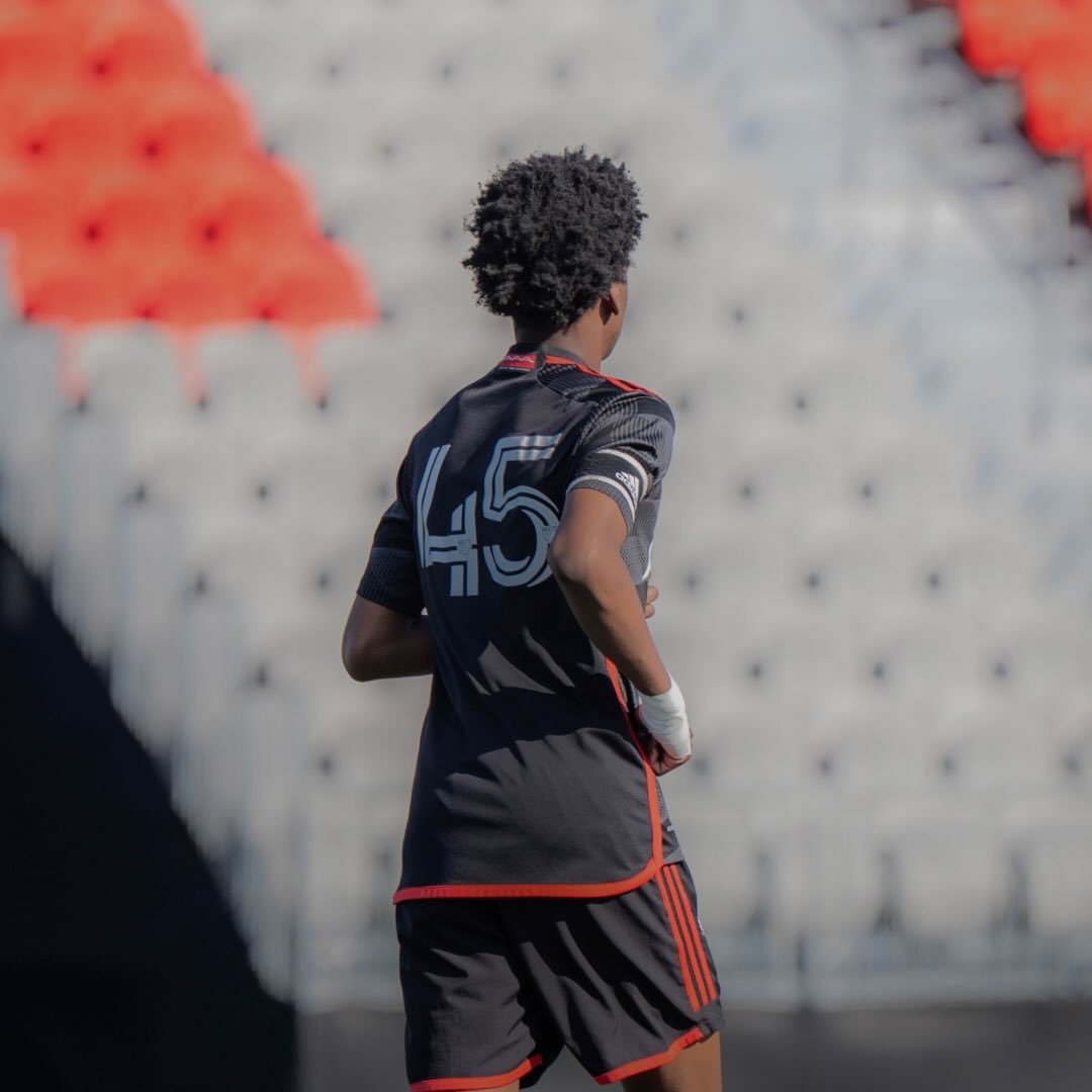 Mikel Akinmboni